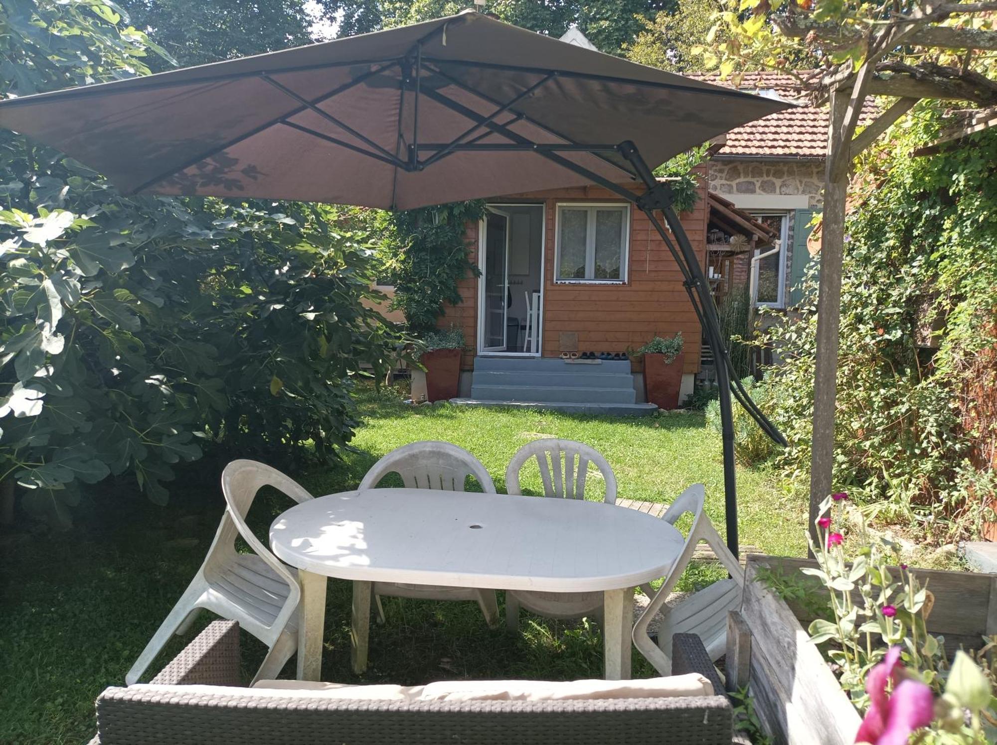 Gite Les Lilas La Genevraye Exterior foto