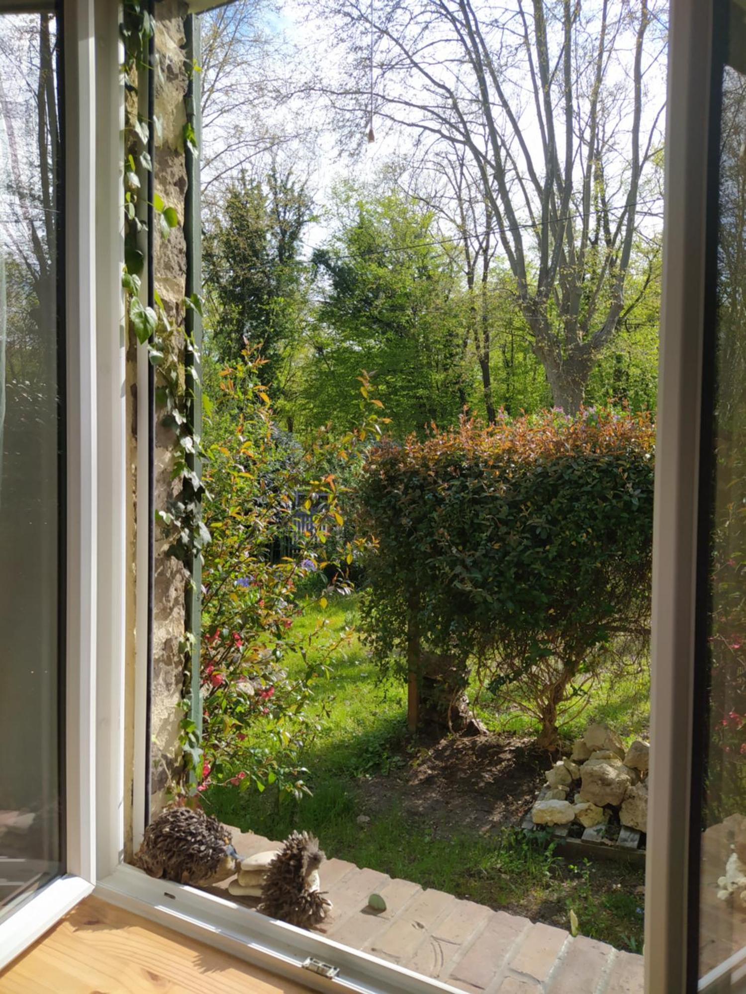Gite Les Lilas La Genevraye Exterior foto